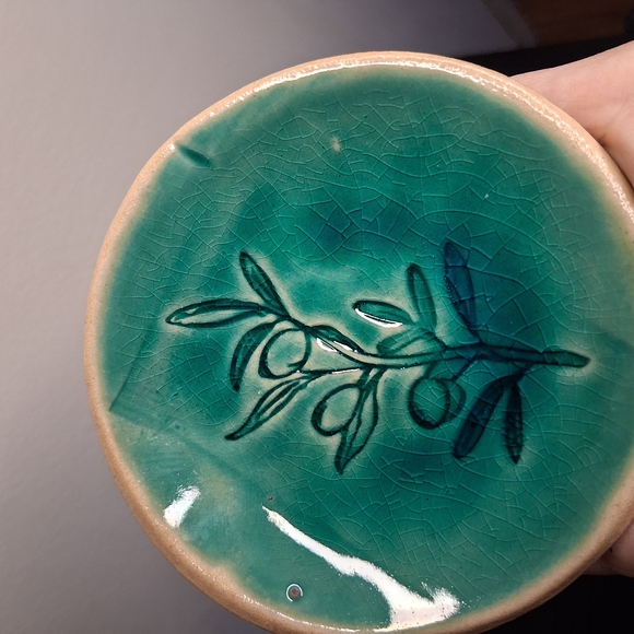 Handcrafted Ceramic Plate with Teal Design - Picture 3 of 6